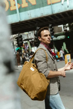 Shop Rivedroite Paris Elzévirlegrandsacdeweek-end CotonupcycléGoldenGreen